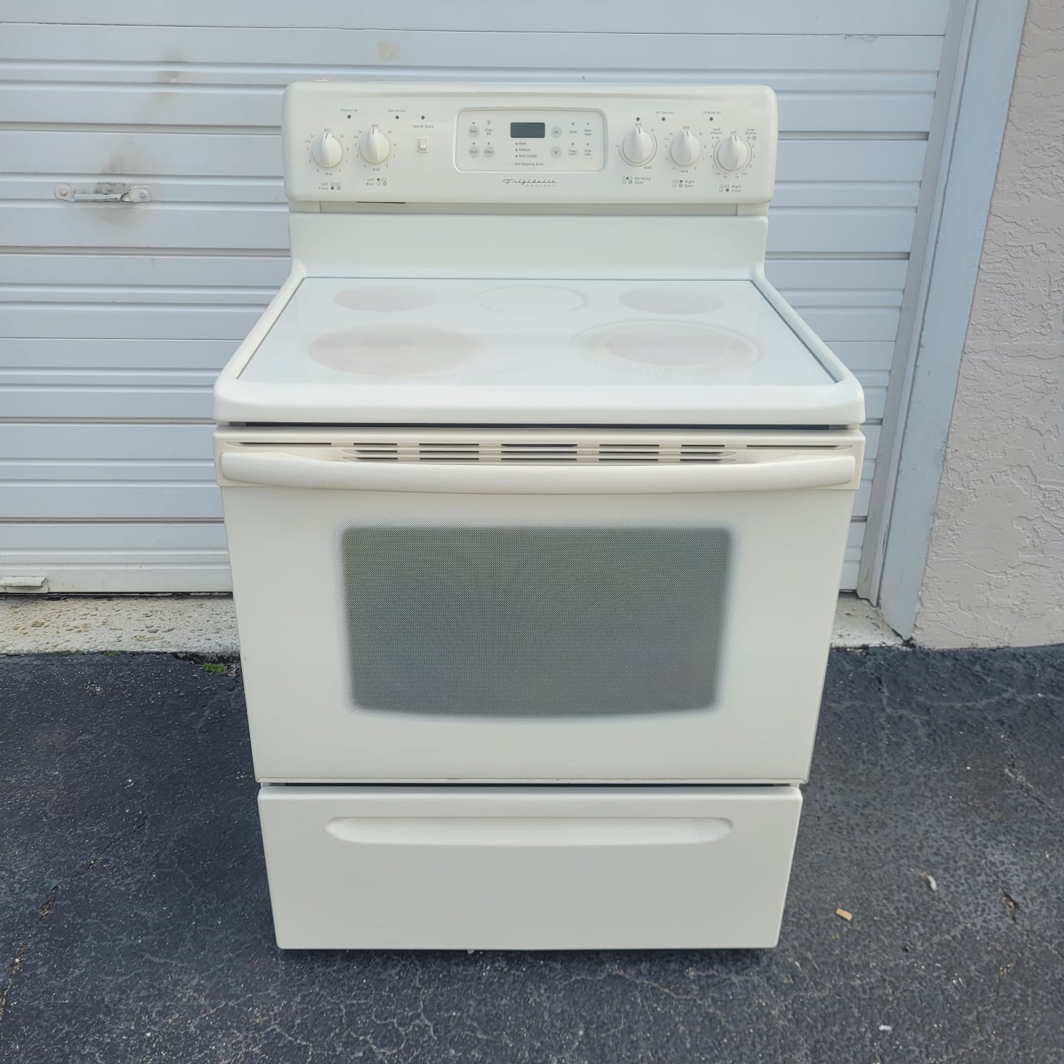 Frigidaire Electric Stove Frigidaire Electric Stove
